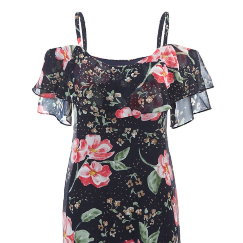 CAbi cold shoulder cami
